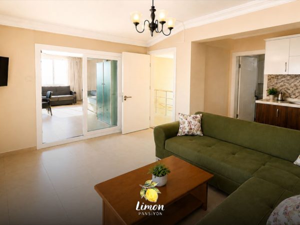 limon-pansiyon-apart-burhaniye-odalarimiz-105-1 Aile Suiti 5 Kişilik